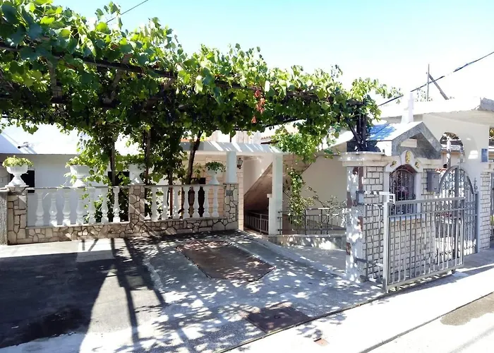 Marijan Apartments